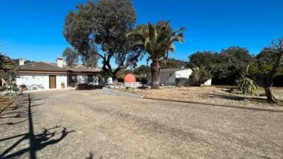 Chalet in Malpartida de Plasencia photo 63