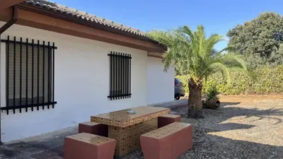 Chalet in Malpartida de Plasencia photo 80