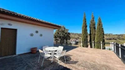 Chalet in Malpartida de Plasencia photo 38