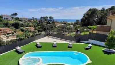 Chalet in Santa Susanna photo 8