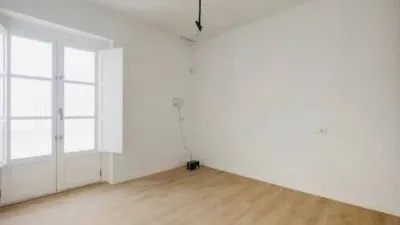 Apartment on Rafael de la Viesca Street photo 14