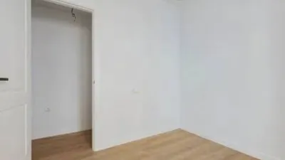 Apartment on Rafael de la Viesca Street photo 17