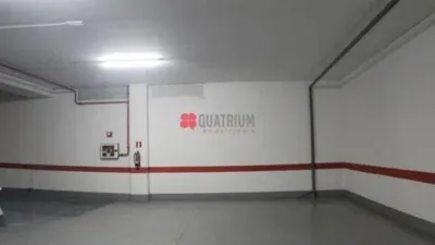 Nave industrial en alquiler en San Lázaro-Meixonfrío - Más