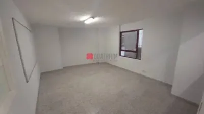 Oficina en alquiler en Ensanche - Més