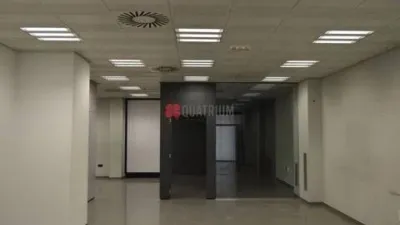 Local comercial en alquiler en Centro Histórico - Más