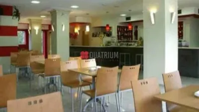 Local comercial en alquiler en Travesa Montouto - Vista 2