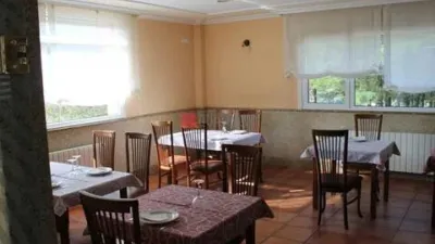Edificio en venta en Vilasantar - Vista 2
