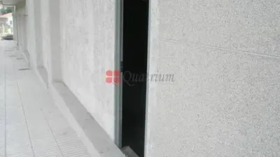 Local comercial en alquiler en Bertamiráns - Vista 4