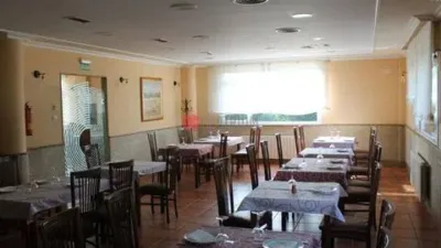 Edificio en venta en Vilasantar - Vista 3