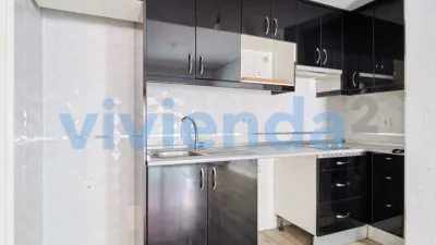 Apartment in Guindalera photo 2