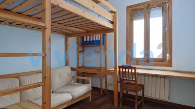 Apartment in Cortes photo 4