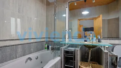 Apartment in Cortes photo 6