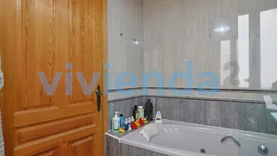 Apartment in Cortes photo 8
