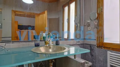 Apartment in Cortes photo 7