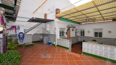 Townhouse in the Centre photo 2