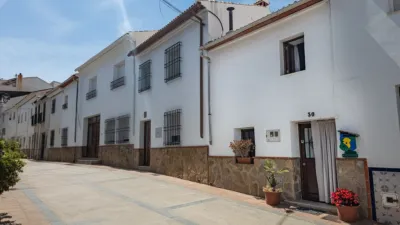 Terraced house in Alfarnate photo 4