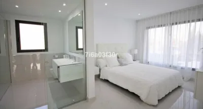 Penthouse in Estepona photo 13