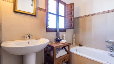 Rustic farmhouse in Villanueva del Trabuco photo 54