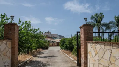Rustic house in Álora photo 4