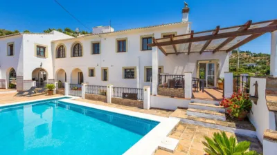 Rustic House in Canillas de Albaida photo 4