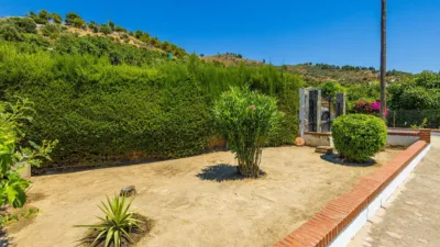 Rustic House in Canillas de Albaida photo 10