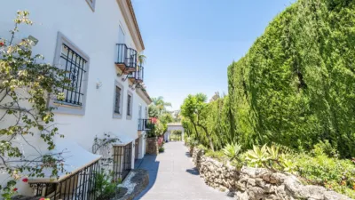 Villa in El Paraíso-Atalaya-Benamara photo 13