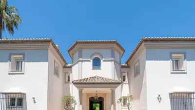 Villa in El Paraíso-Atalaya-Benamara photo 10