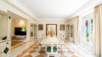 Villa in El Paraíso-Atalaya-Benamara photo 17