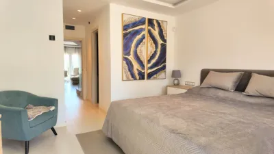 Townhouse in Marbella photo 25