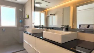 Townhouse in Marbella photo 23