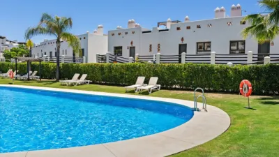 House in Estepona photo 32