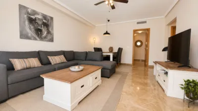 Apartment in Estepona photo 2