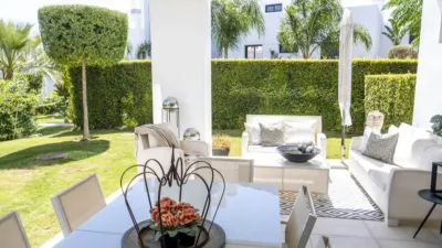 Apartment in El Paraíso-Atalaya-Benamara photo 2