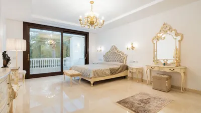 Villa in El Paraíso-Atalaya-Benamara photo 16