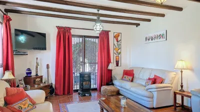 House in Canillas de Albaida photo 13