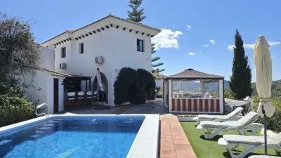 House in Canillas de Albaida photo 2