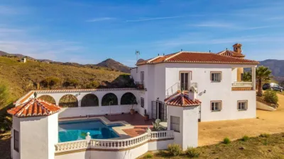Villa in Canillas de Aceituno photo 39