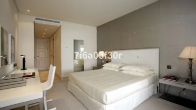 Apartment in Estepona photo 9