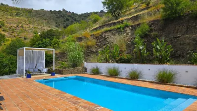 Villa for sale in Sayalonga photo 35