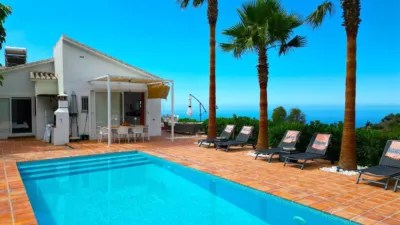 Villa for sale in Sayalonga photo 36