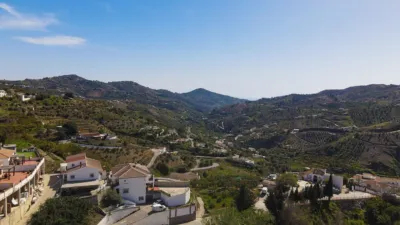 Townhouse in Canillas de Albaida photo 9