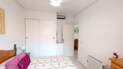 Apartment at C. Valencia, 17 photo 15
