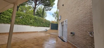 House on Calle, No. 3 photo 3