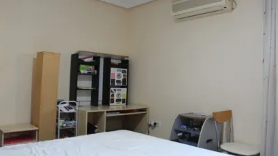 Apartment on Calle de Miguel Hernández photo 13