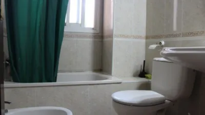 Apartment on Calle de Miguel Hernández photo 15