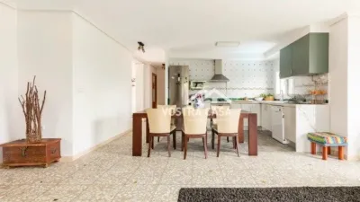 Chalet en alquiler en Torrent, Urbanizaciones Cumbres de Calicanto-Manyes-Barbeta (Torrent) de 2.200 €<span>/mes</span>