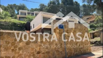 Semi-detached house in Chiva photo 6