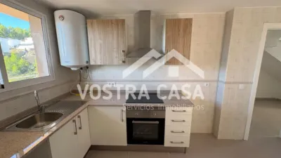Chalet in Torrent photo 6