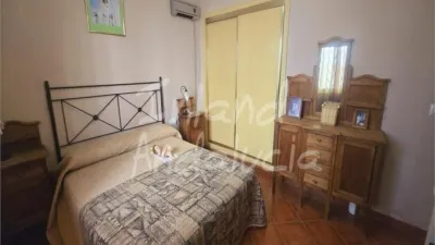 Chalet in Alcaucín photo 9