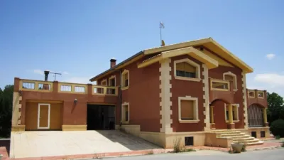 Chalet in Yecla photo 2